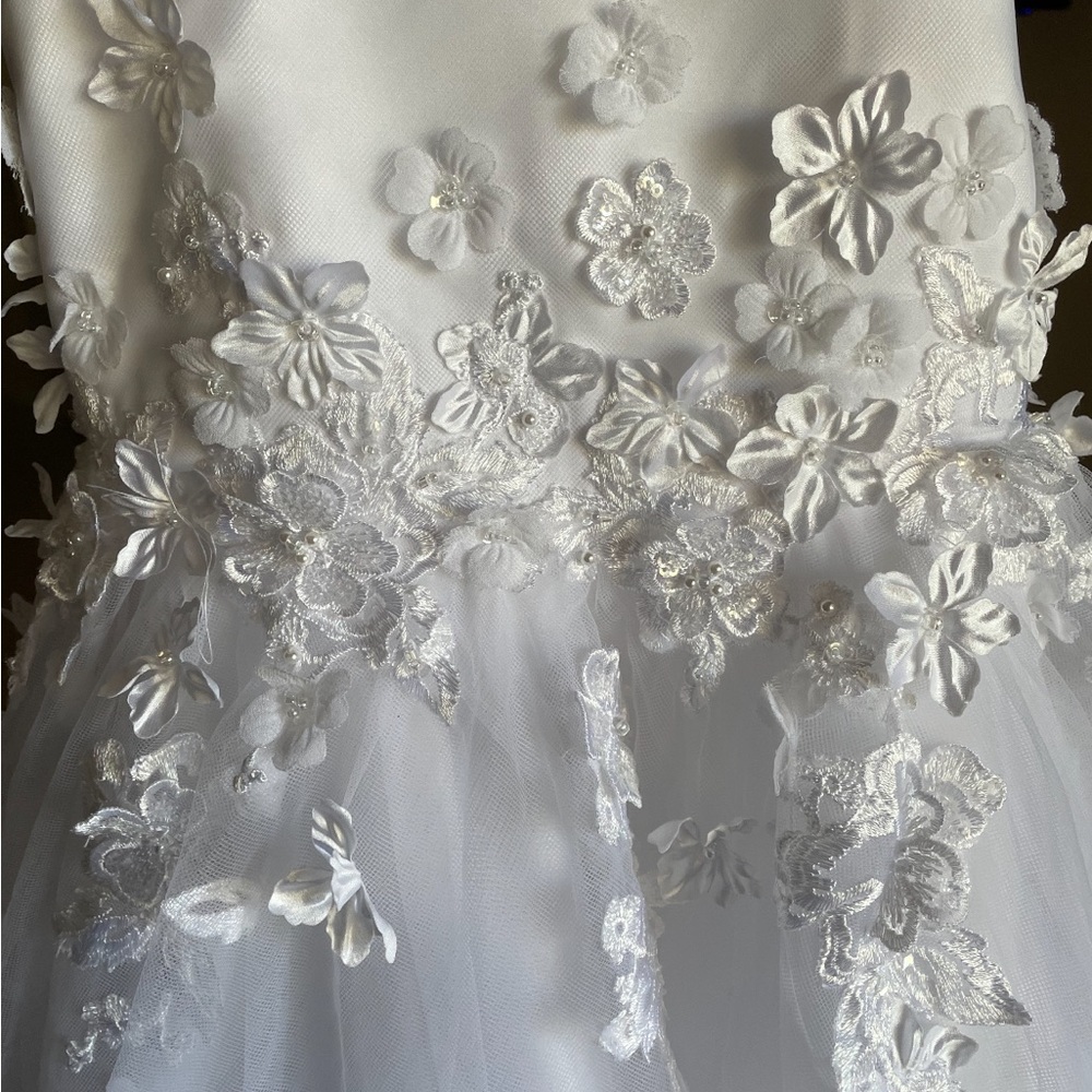 Flower girl dress. Size 5.